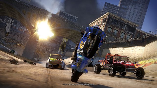 MotorStorm Apocalypse corre a las tiendas este 3 de mayo