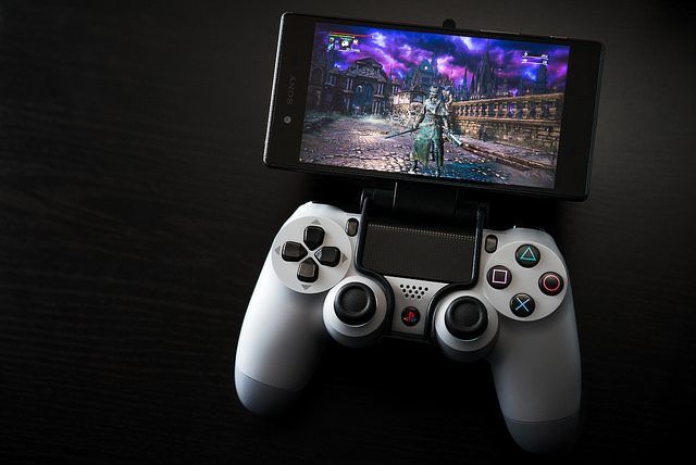 Xperia Z5 y Z5 Compact disponibles ya, con una guía para PS4 Remote Play